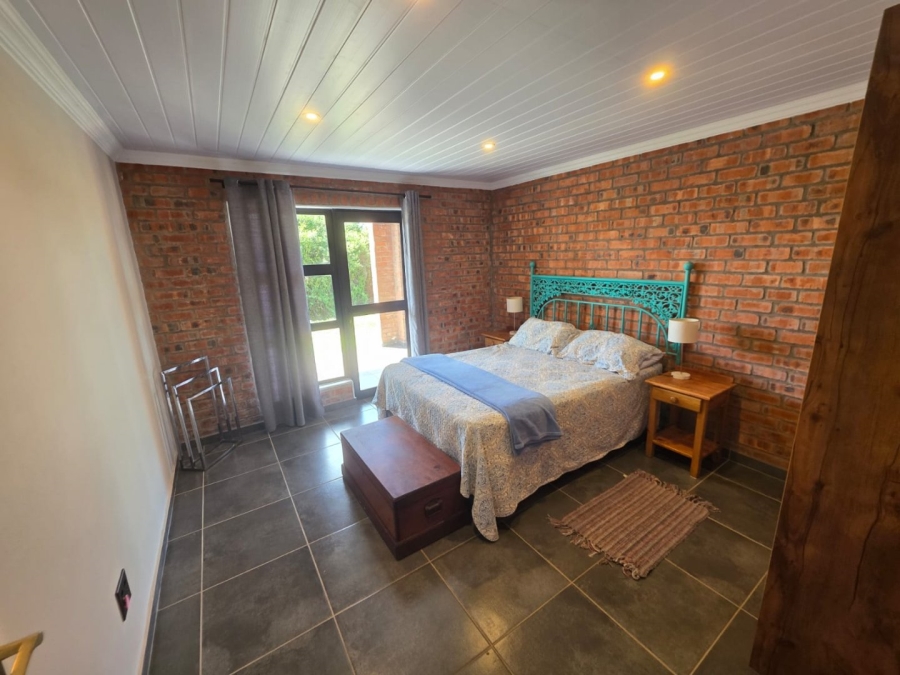 3 Bedroom Property for Sale in Paradise Beach Eastern Cape